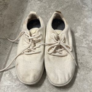 ALLBIRD wool runners